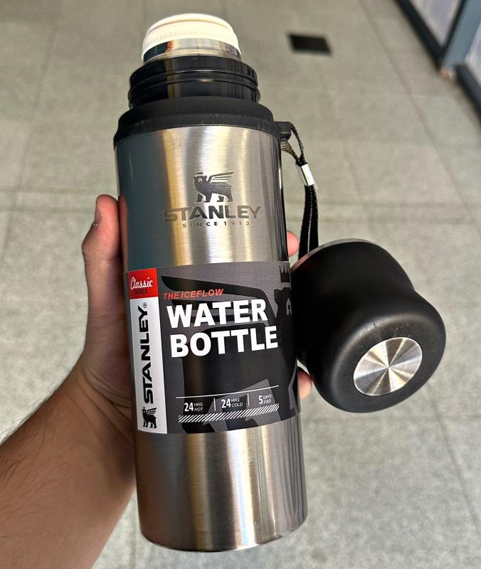 TERMO STANLEY 800 ML CON CORREA